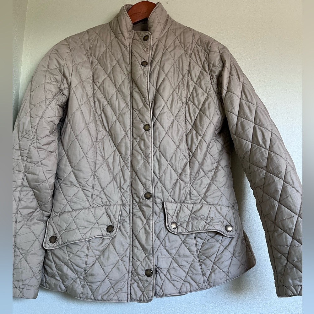 Barbour Women's Quilted Puffer Jacket - Beige